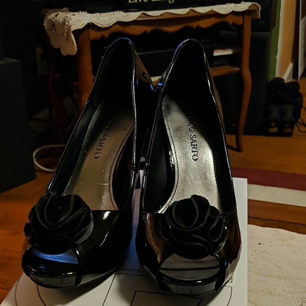 Franco Sarto  black patent leather  shoes 7 1/2